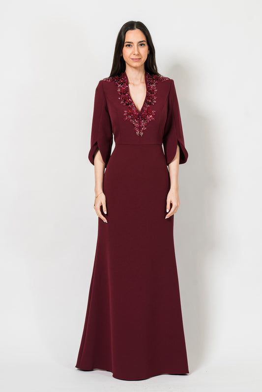 Plunge-Neck