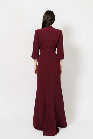 Plunge-Neck